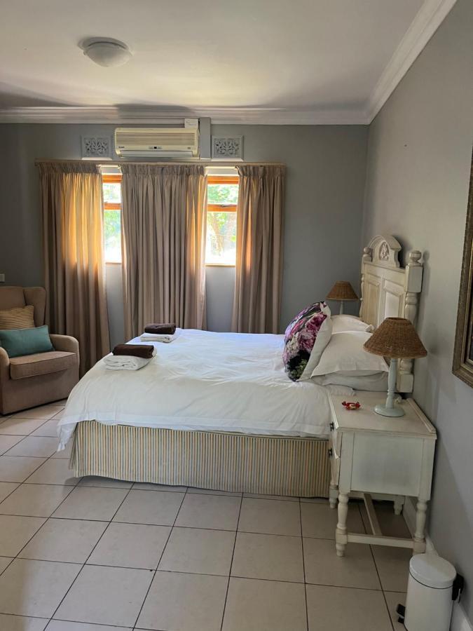 The Vic 1906 Self Catering Units Apartment Montagu Exterior foto